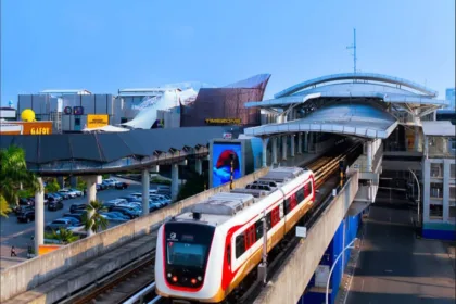 Tangkapan Layar LRT yang sedang Beroperasi/ Foto : IG LRT (Juno)
