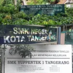 Papan Nama Tiga Sekolah di Jalan Veteran Kota Tangerang/ Dok. TU