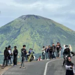 Jalan Lingkar Sumbing, jalan baru yang berada di lereng Gunung Sumbing, Kabupaten Wonosobo, Jawa Tengah/ Foto : Fb