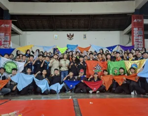 Sejumlah Sispala di Kota Tangerang dibekali keterampilan keselamatan pendakian oleh AOPGI Banten di SMKN 2 Tangerang/Dok. TU