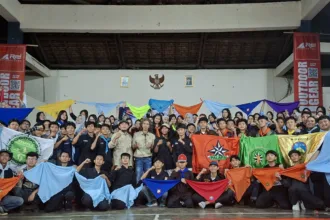 Sejumlah Sispala di Kota Tangerang dibekali keterampilan keselamatan pendakian oleh AOPGI Banten di SMKN 2 Tangerang/Dok. TU