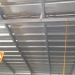 Tkp Pria yang diduga Gantung Diri di Kelurahan Serua, Kecamatan Ciputat/ Dok. Polsek Ciputat