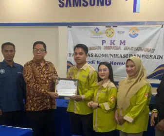 Kegiatan Pengabdian Kepada Masyarakat (PKM) di SMK Sasmita Jaya 2, Kota Tangerang Selatan, Kamis (23/4/2026) Mahasiswa Prodi Sistem Informasi dan Desain/ Dok. TU