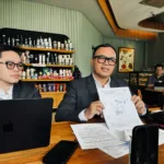 Kuasa hukum pengembang Citra Garden Serpong saat memberikan keterangan kepada wartawan di bilangan Tangsel | Dok. Tangerangupdate.com