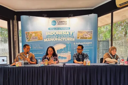 Diskusi penerapan Extended Producer Responsibility (EPR) dalam industri kemasan oleh Lamipak di Serpong/ Foto : Juno